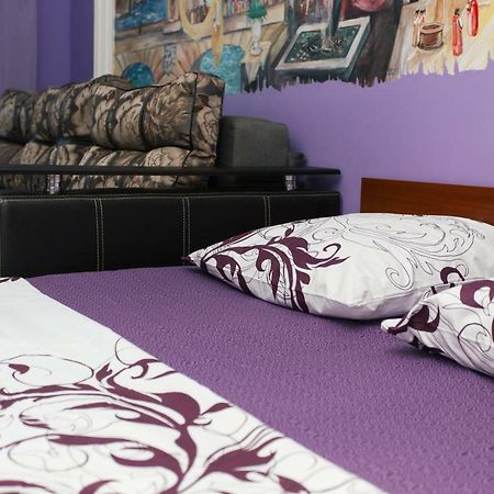 Vip Apartmens Faraon On Illinskaya 1 Floor Sumy Eksteriør billede