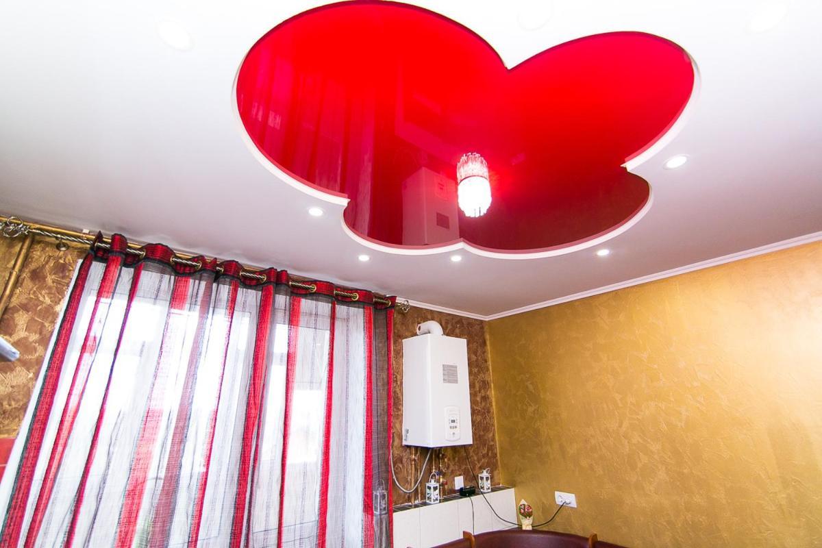 Vip Apartmens Faraon On Illinskaya 1 Floor Sumy Eksteriør billede