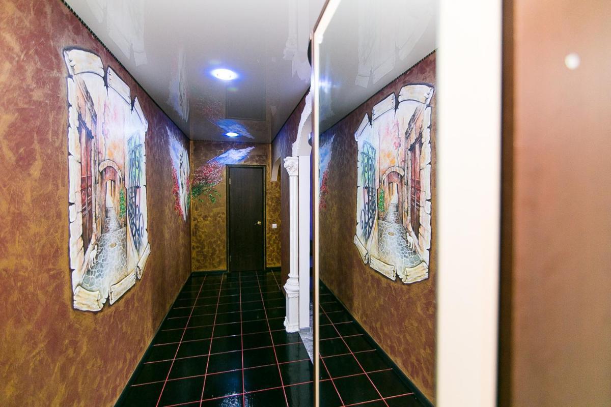 Vip Apartmens Faraon On Illinskaya 1 Floor Sumy Eksteriør billede