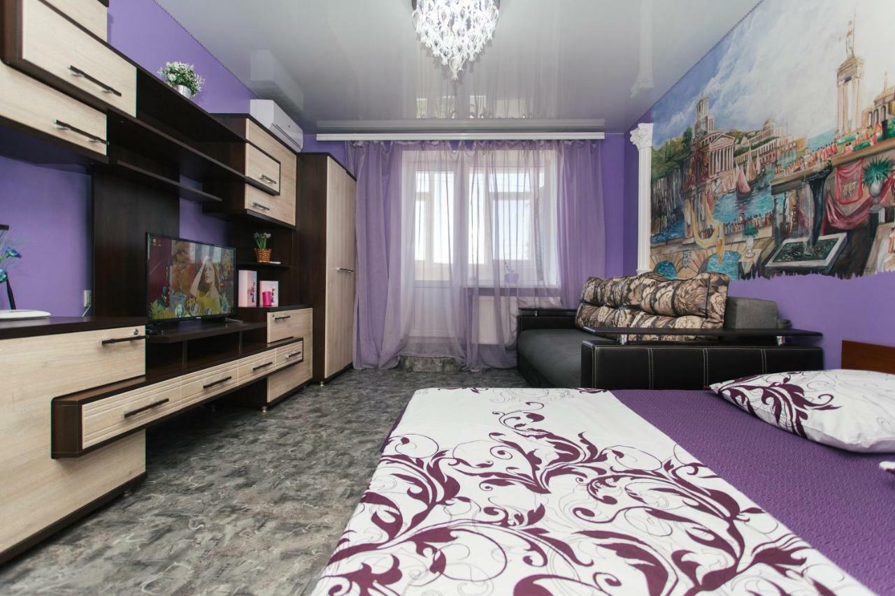 Vip Apartmens Faraon On Illinskaya 1 Floor Sumy Eksteriør billede