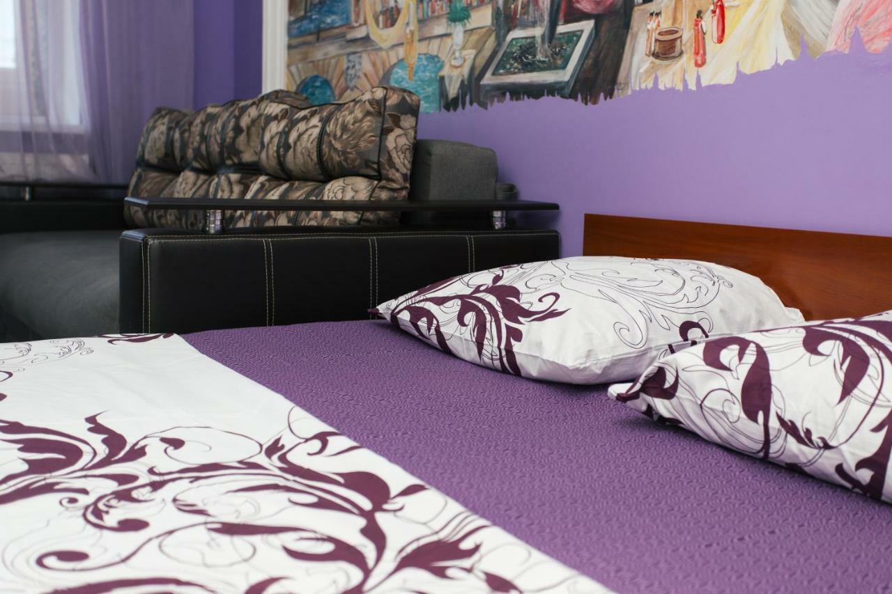 Vip Apartmens Faraon On Illinskaya 1 Floor Sumy Eksteriør billede